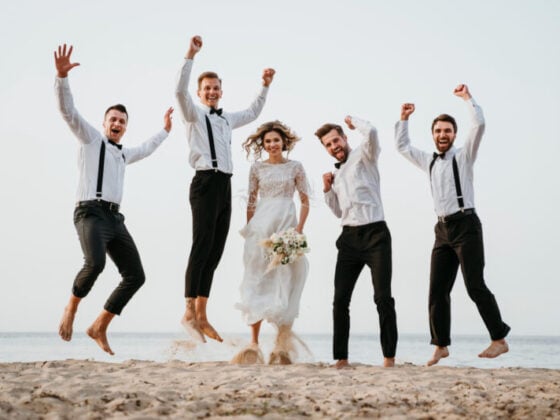 wedding guests 800x534
